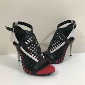 Calvin Klein Style: Naida Cow Silk